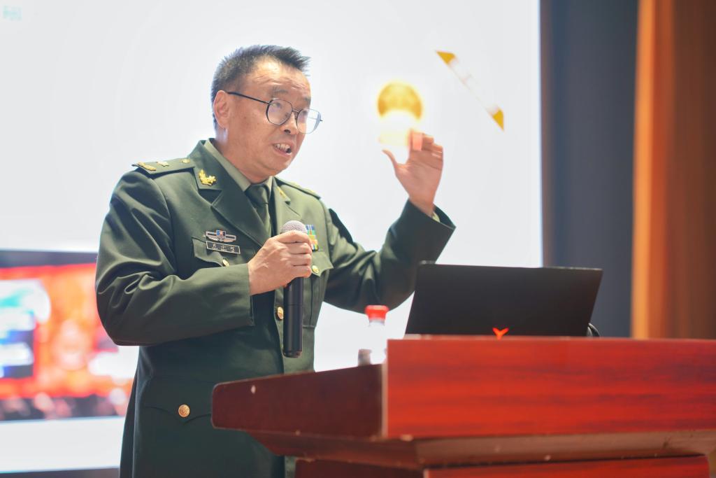 薪火相传60年肖小河做客我校本科教育60周年校友讲坛